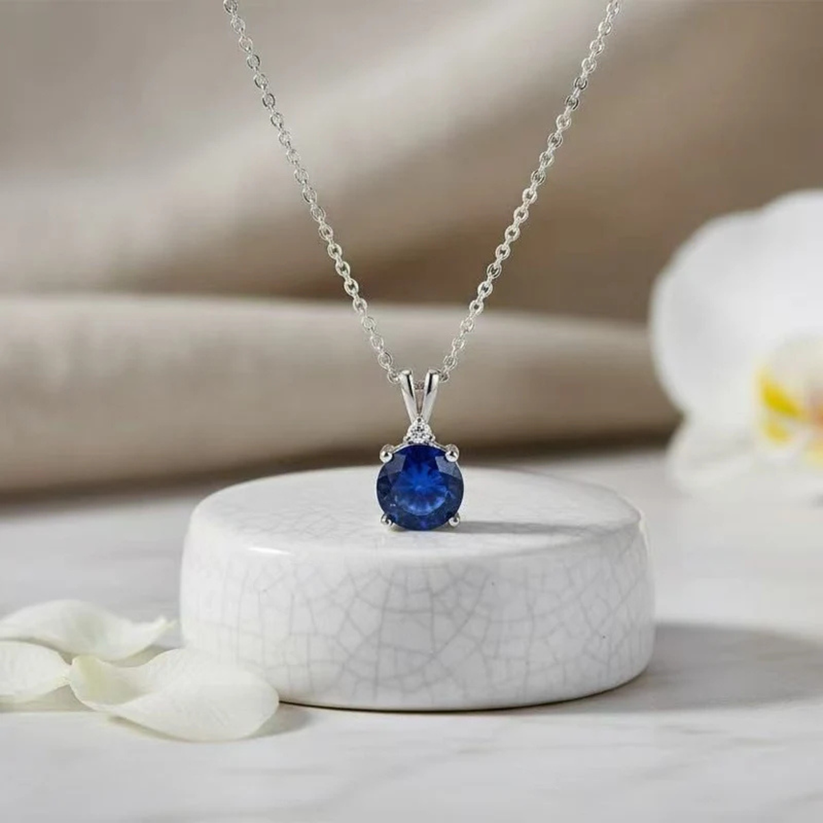 Elegant Stylish Necklace